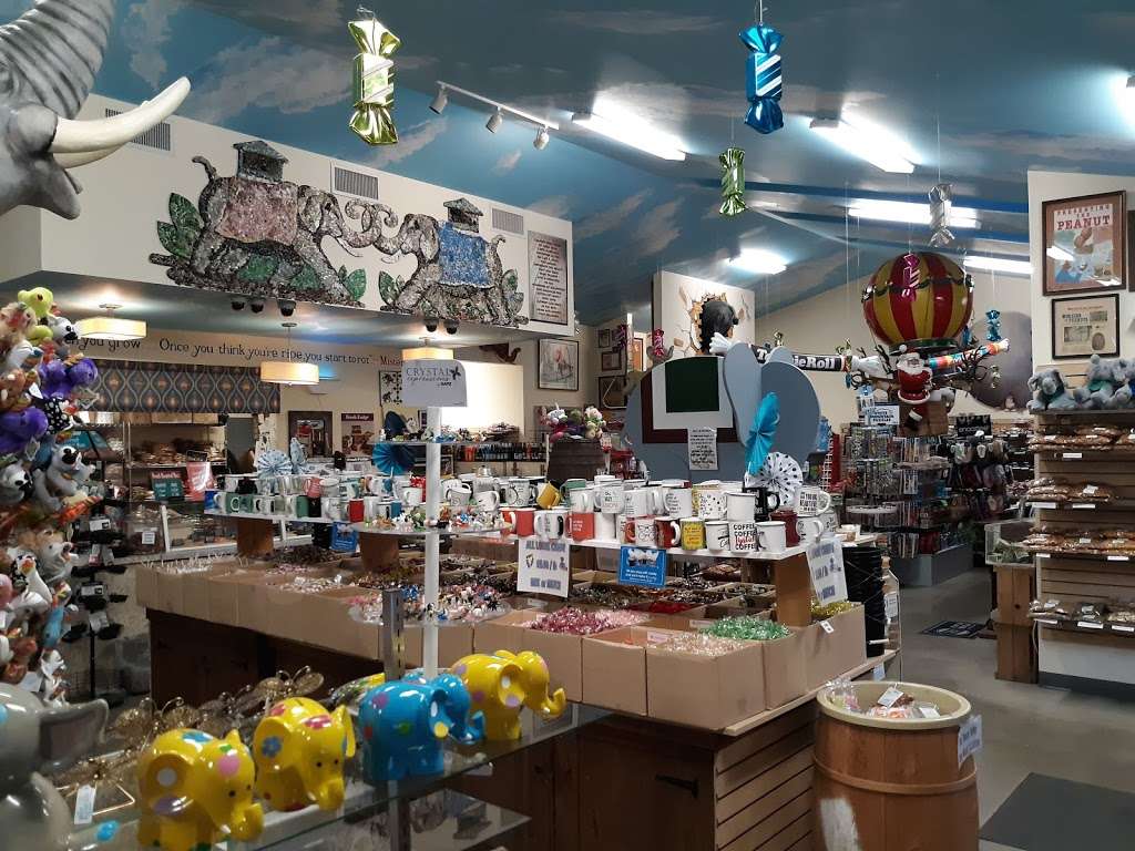 Mister Eds Elephant Museum & Candy Emporium | 6019 Chambersburg Rd, Orrtanna, PA 17353, USA | Phone: (717) 352-3792