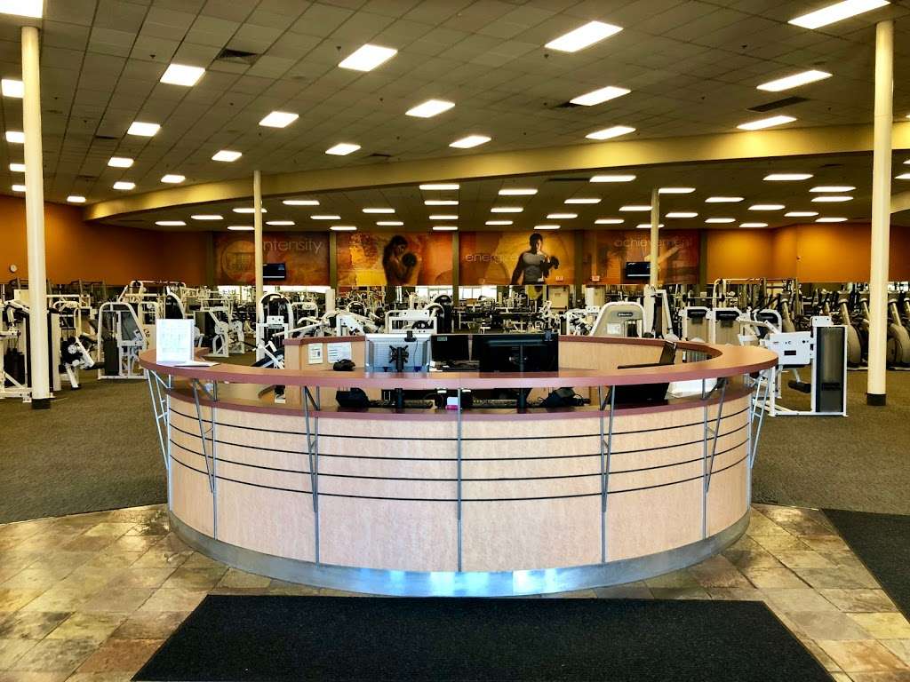 LA Fitness | 7 Cabot Blvd E, Langhorne, PA 19047 | Phone: (215) 943-9500