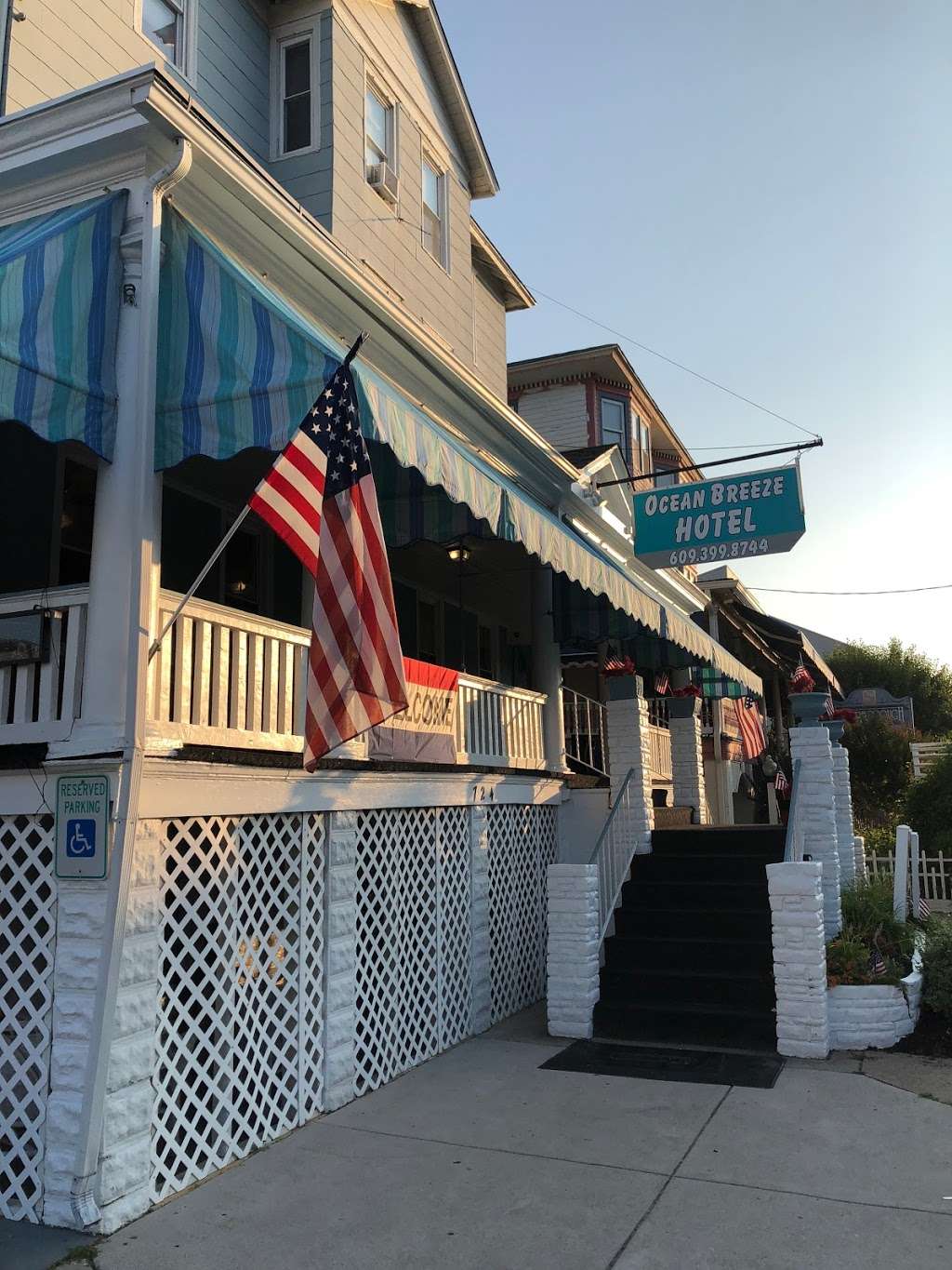 Blue Water Inn | 617 E 8th St, Ocean City, NJ 08226, USA | Phone: (609) 399-2779