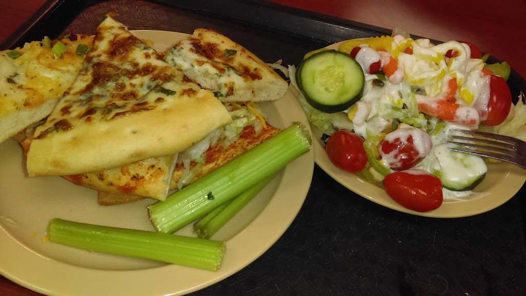 Pizza Street | 3503 S Noland Rd, Independence, MO 64055, USA | Phone: (816) 252-5559