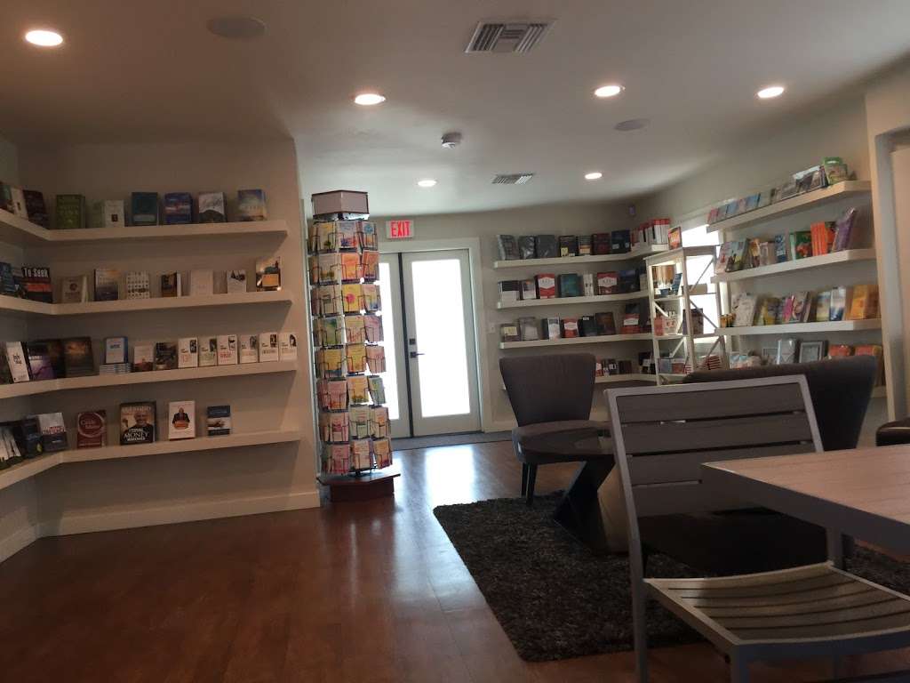 Common Ground Coffee Shop and Bookstore | 22222 Saticoy St, Canoga Park, CA 91303, USA | Phone: (818) 340-6131