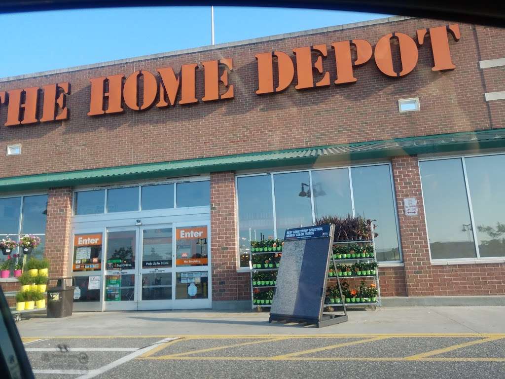 The Home Depot | 301 S Research Pl, Central Islip, NY 11722, USA | Phone: (631) 234-2670