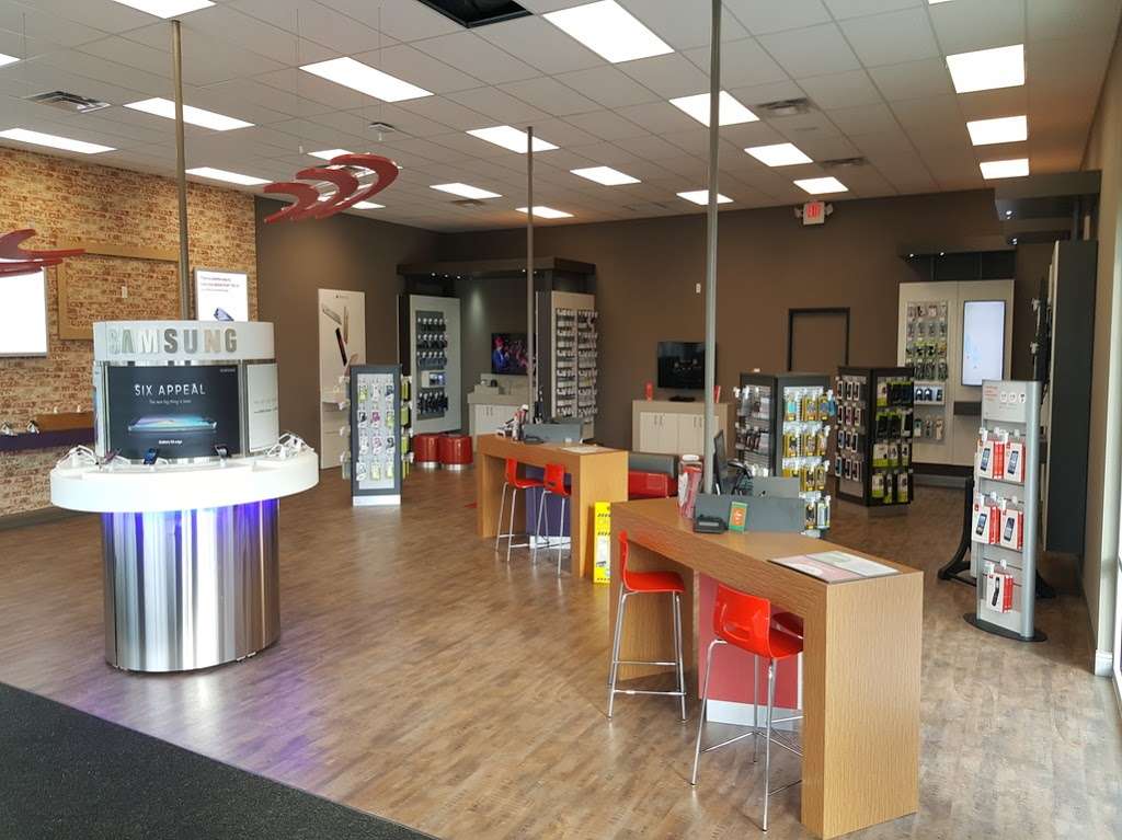 Verizon Authorized Retailer, TCC | 155 Boyd Blvd, La Porte, IN 46350 | Phone: (219) 324-0931