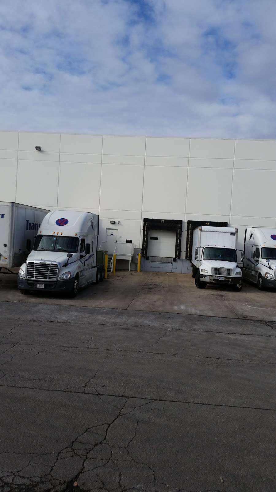 Venture Logistics | 375 S West Frontage Rd, Bolingbrook, IL 60440, USA | Phone: (847) 439-7966