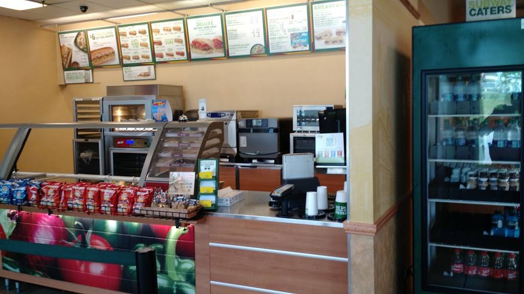 Subway | 10052 Gravois Rd, Affton, MO 63123, USA | Phone: (314) 631-1707