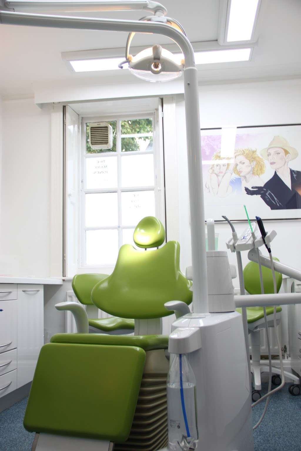 The Mary Jones Dental Practice | 1 Street House, George Lane, Bromley BR2 7LQ, UK | Phone: 020 8462 0200