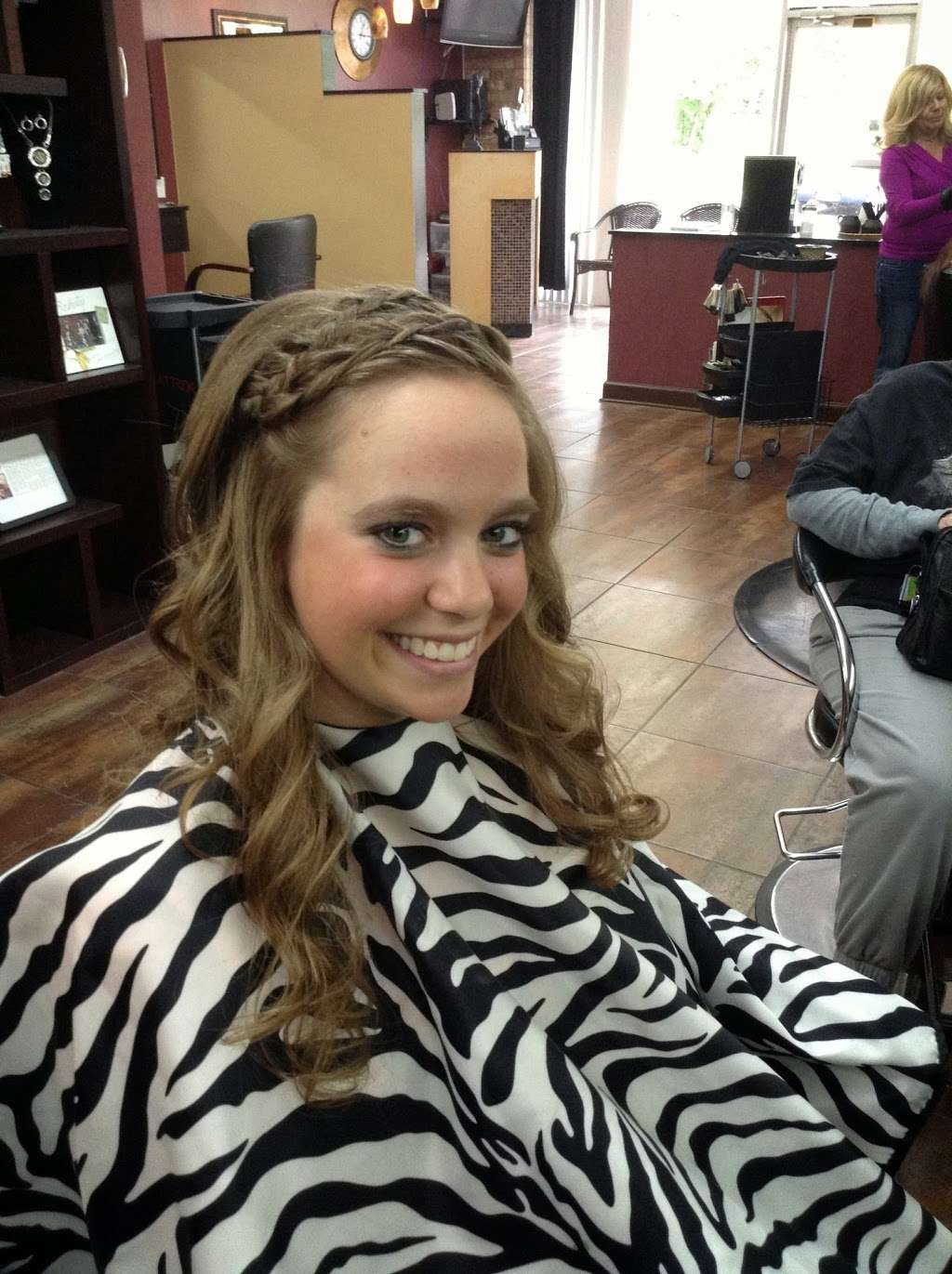 Dana Cirock Hair Designs | 570 N Schmale Rd, Carol Stream, IL 60188, USA | Phone: (630) 890-0777