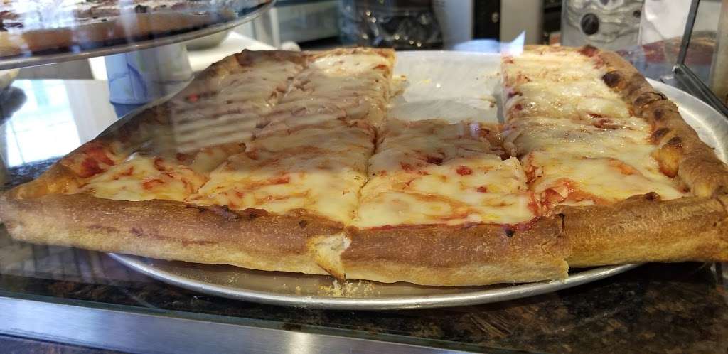 Casolas Pizza & Grill | 39 Church St, Bloomsbury, NJ 08804 | Phone: (908) 479-4001