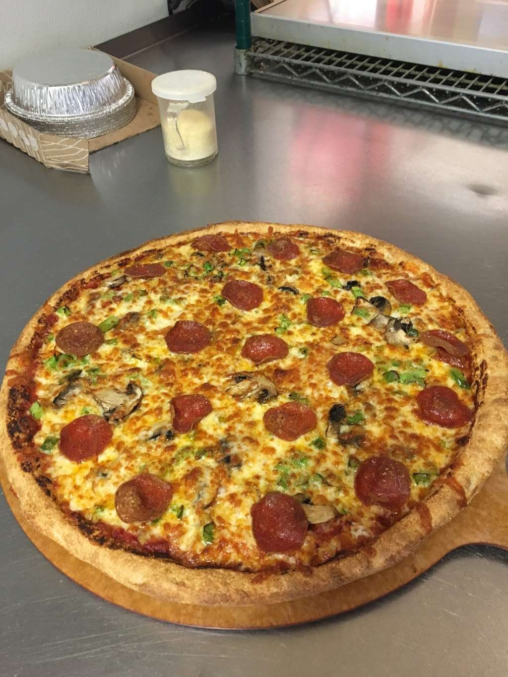 Sarpinos Pizzeria Glen Ellyn | 922 Roosevelt Rd, Glen Ellyn, IL 60137 | Phone: (630) 790-9500