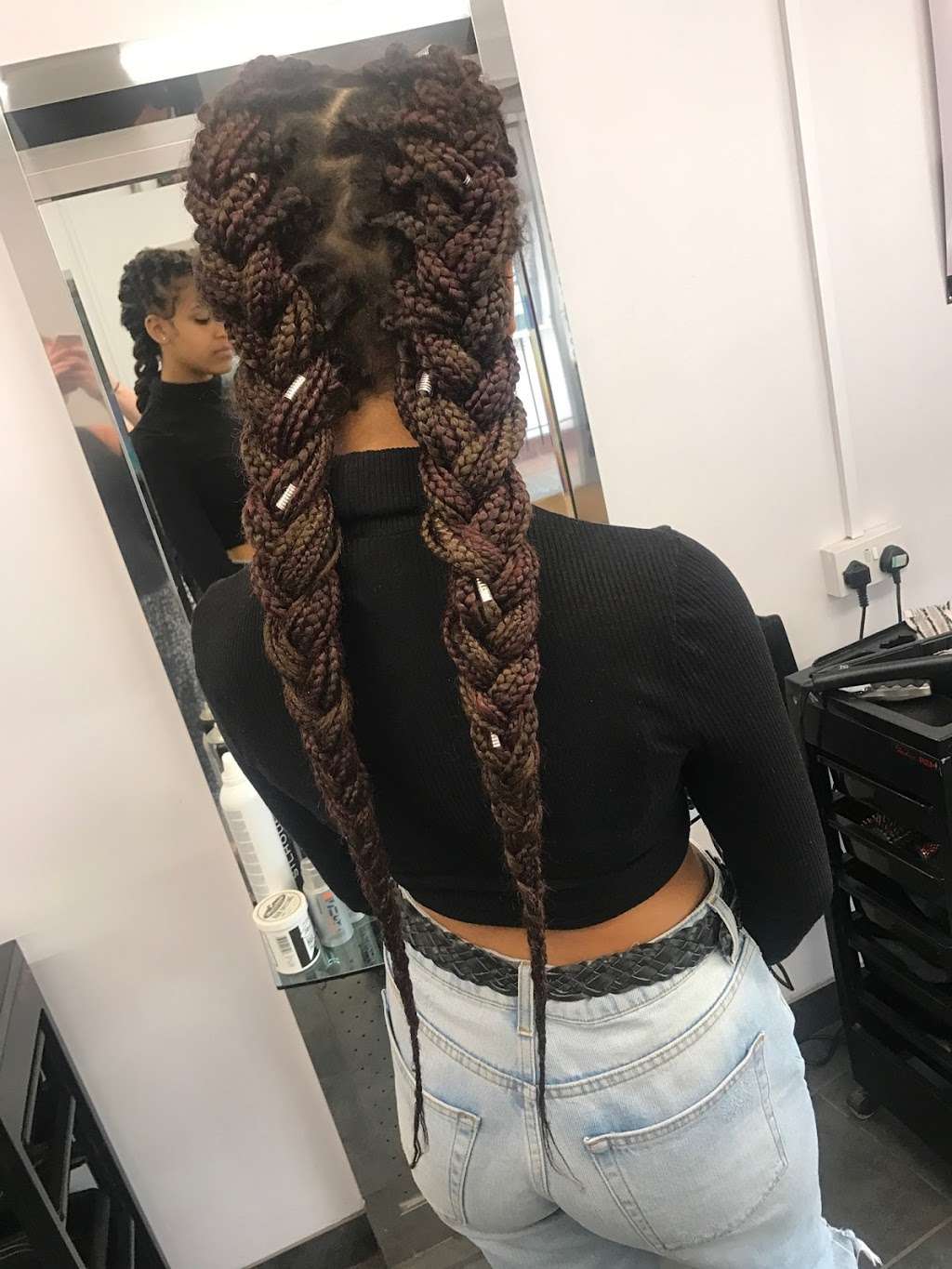 Laurens Locks - Freelance Hairdresser | 4 red house close, Tonbridge TN10 4AZ, UK | Phone: 07468 518378