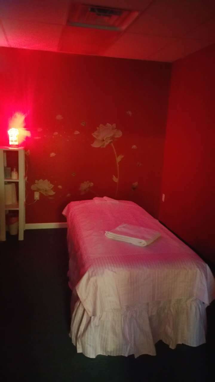 Golden Lotus Massage | 4040 Quakerbridge Rd, Trenton, NJ 08619 | Phone: (609) 907-5188