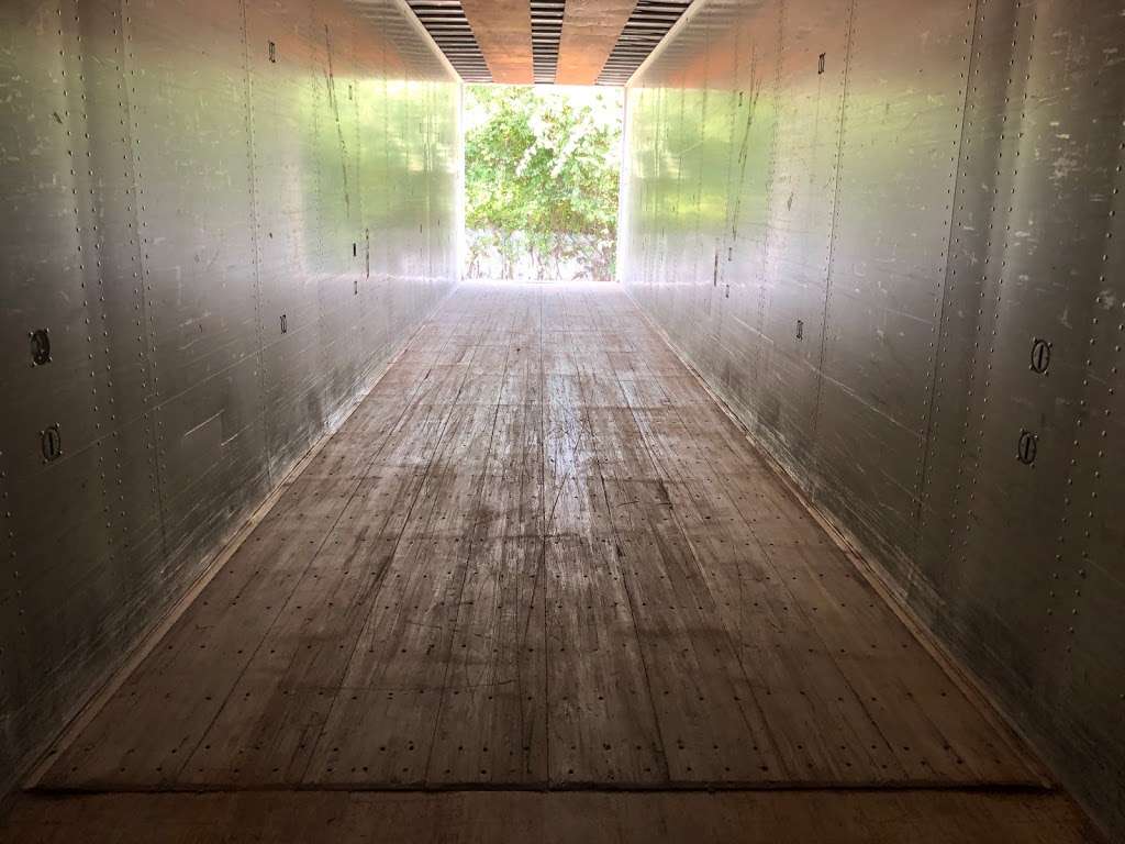 Trailer Leasing Solutions | 385 E Shady Grove Rd, Grand Prairie, TX 75050, USA | Phone: (972) 408-2370