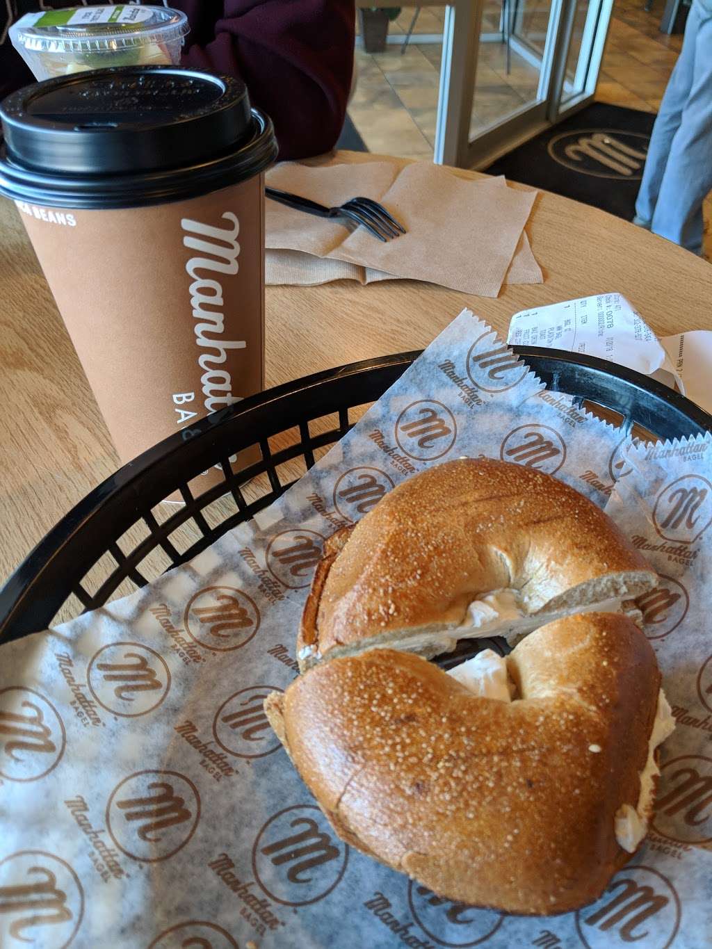 Manhattan Bagel | 400 W Main St, Middletown, DE 19709, USA | Phone: (302) 378-8404