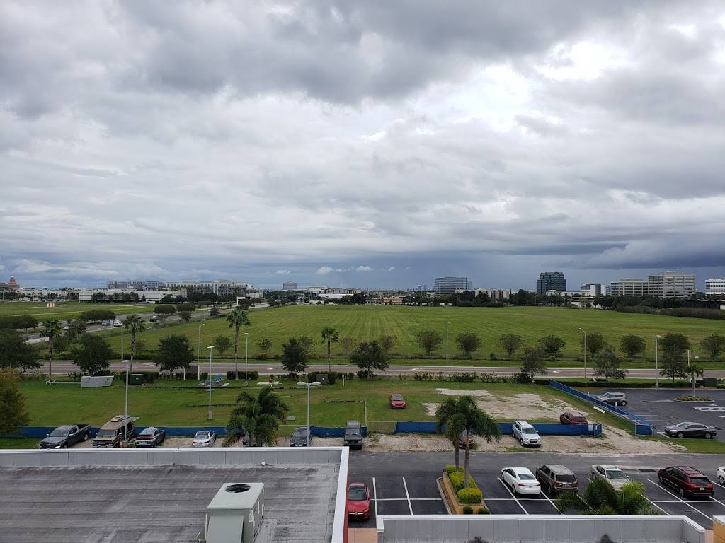 A-1 Express Airport Parking | 5317 Avion Park Dr, Tampa, FL 33607, USA | Phone: (813) 282-1480