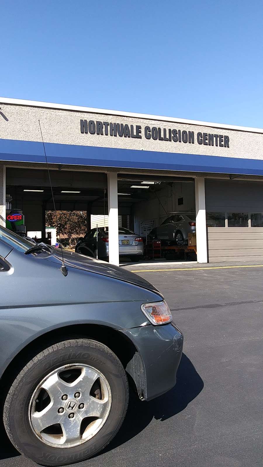 Northvale Collision Center | Auto Body Shop, Wholesale Tire, NJ  | 205 Pegasus Ave, Northvale, NJ 07647, USA | Phone: (201) 768-4547