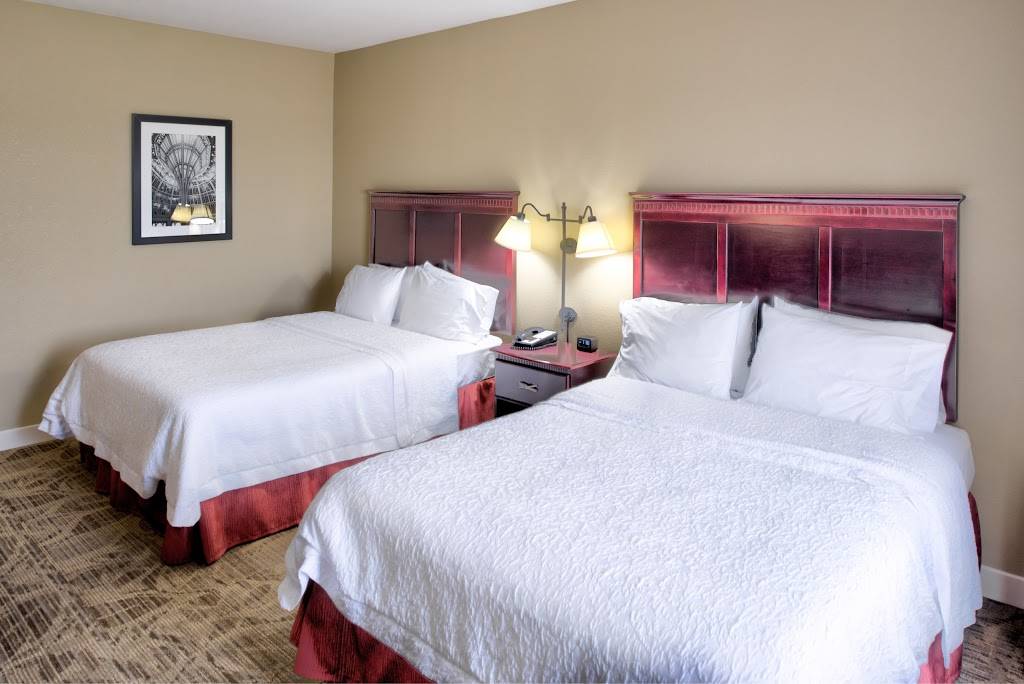 Hampton Inn Baton Rouge - Denham Springs | 201 Rushing Rd W, Denham Springs, LA 70726 | Phone: (225) 665-0555