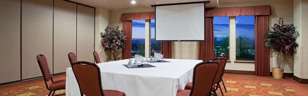 Holiday Inn Denver-Parker-E470/Parker Rd | 19308 Cottonwood Dr, Parker, CO 80138, USA | Phone: (303) 248-2147