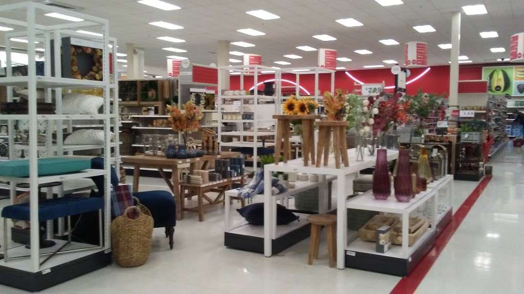 Target | 3835 Dryland Way, Easton, PA 18045, USA | Phone: (610) 250-5280