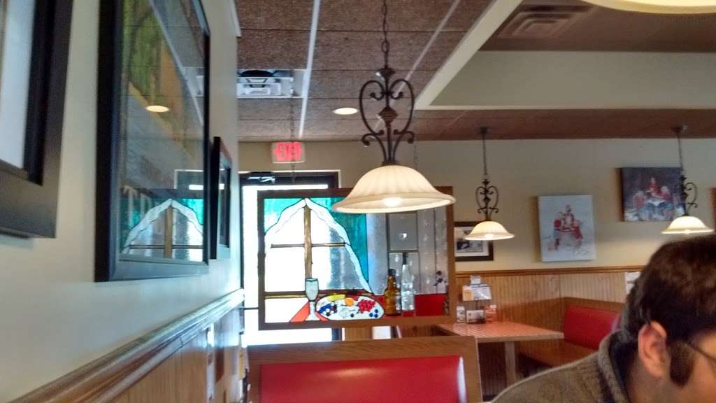 Aurelios Pizza | 1900 N Main St, Crown Point, IN 46307, USA | Phone: (219) 662-9900