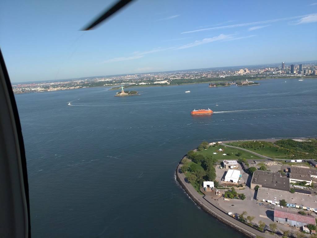 Liberty Helicopters Sightseeing Tours and Charter | 6 E River Bikeway, New York, NY 10004, USA | Phone: (212) 967-6464