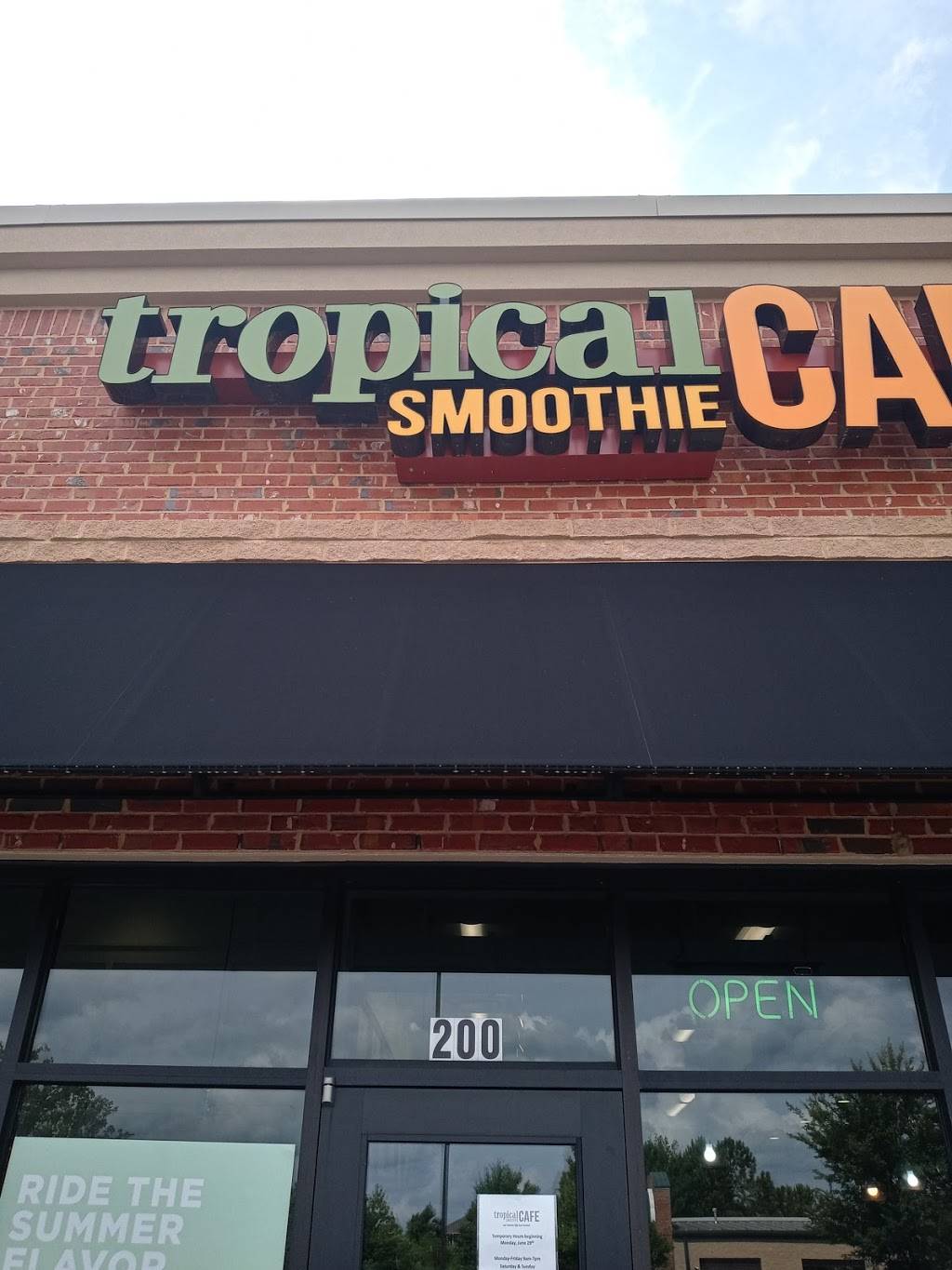 Tropical Smoothie Cafe | 5815 Highland Shoppes Dr, Charlotte, NC 28269, USA | Phone: (704) 626-6501