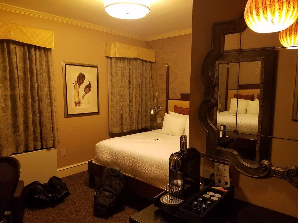 Chestnut Hill Hotel | 8229 Germantown Ave, Philadelphia, PA 19118, USA | Phone: (215) 242-5905