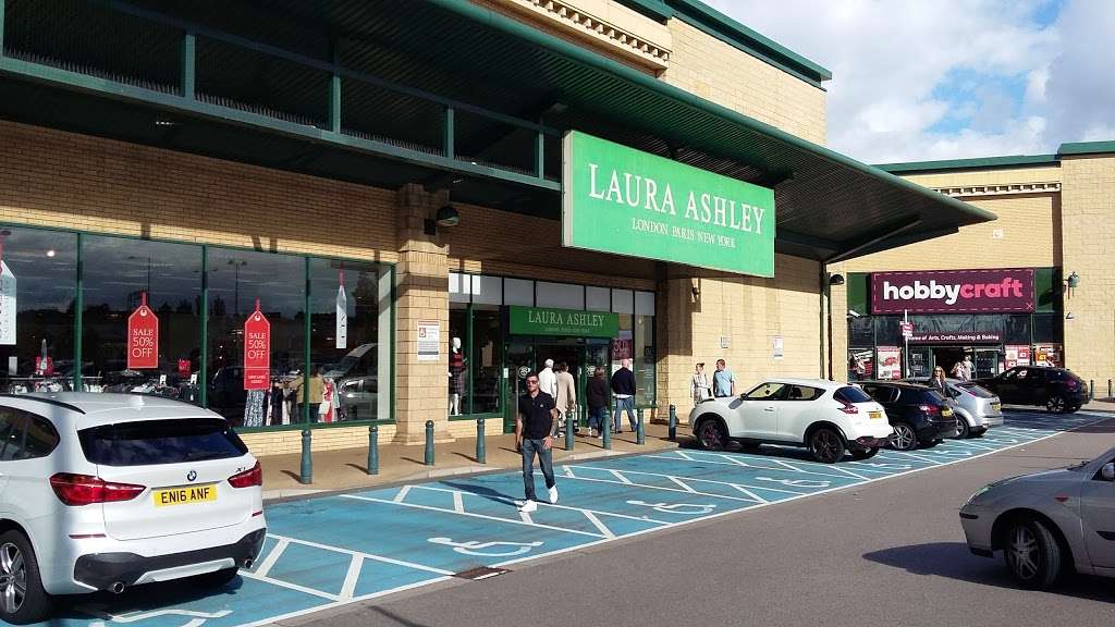 Laura Ashley | Westgate Retail Park, Unit 4, Basildon SS14 1WP, UK | Phone: 0871 223 1546