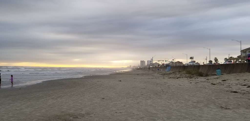 Galveston Beach | 6285 Seawall Blvd, Galveston, TX 77551, USA | Phone: (888) 425-4753