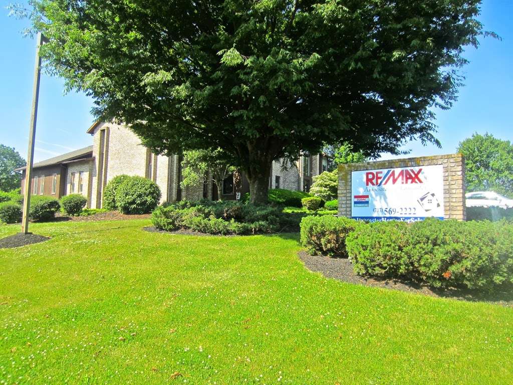 RE/MAX Pinnacle | 500 Delp Rd, Lancaster, PA 17601, USA | Phone: (717) 569-2222