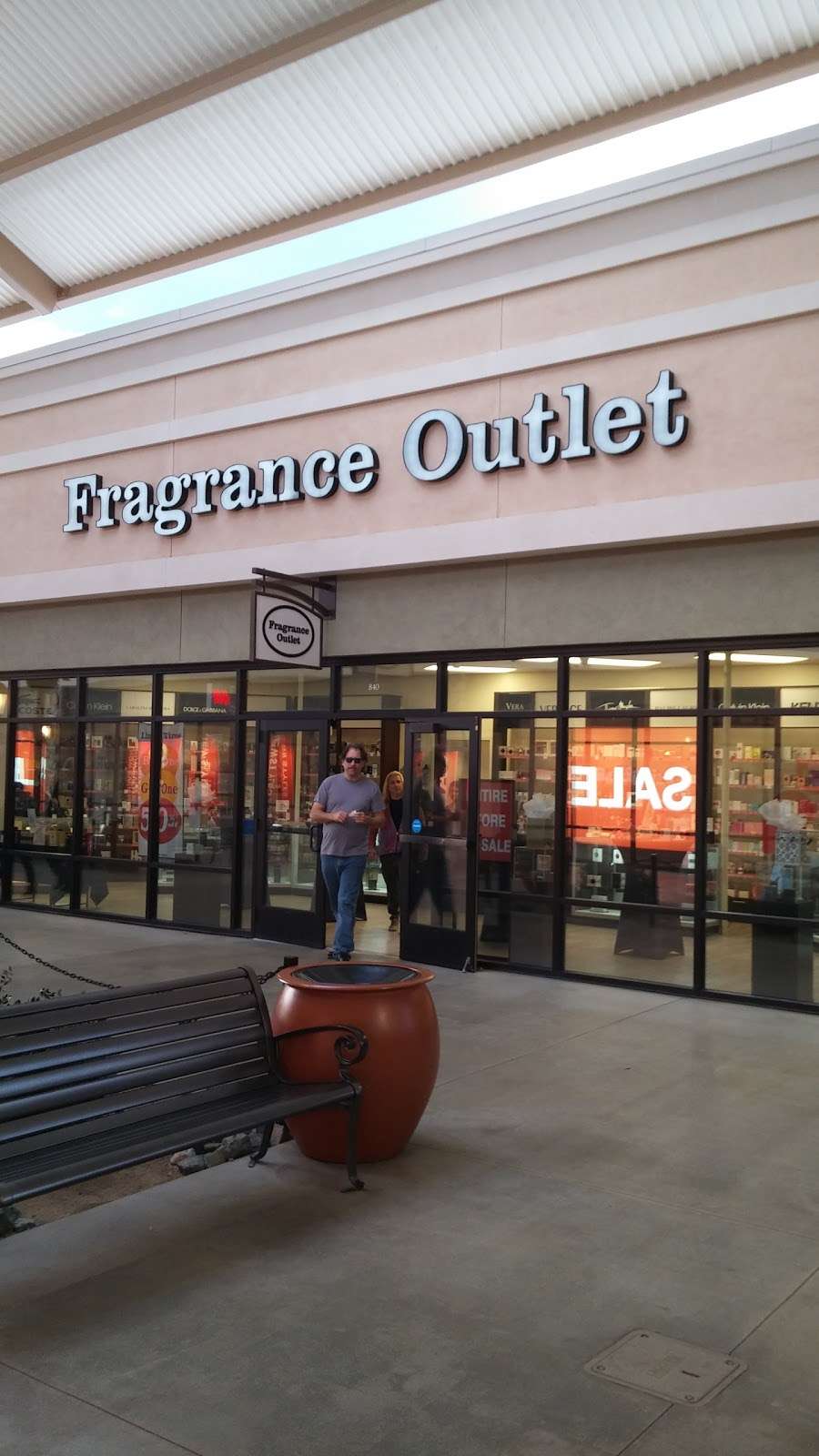 Fragrance Outlets | 5701 Tejon Pkwy, Tejon ranch, CA 93203, Arvin, CA 93203 | Phone: (661) 241-6770