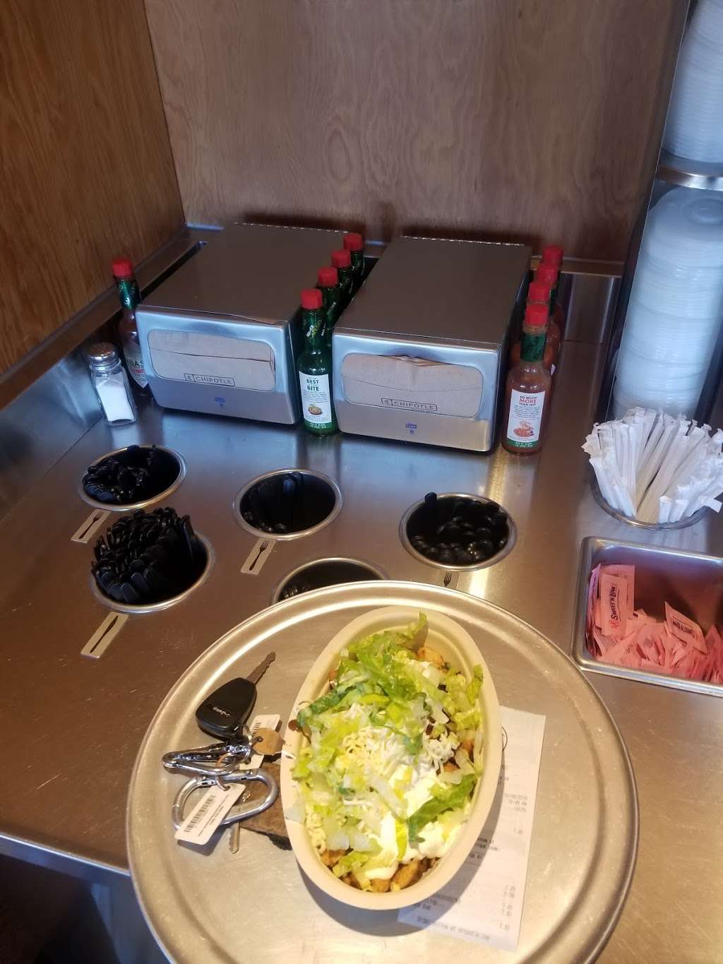 Chipotle Mexican Grill | 495 College Blvd Ste A, Oceanside, CA 92057, USA | Phone: (760) 758-1493