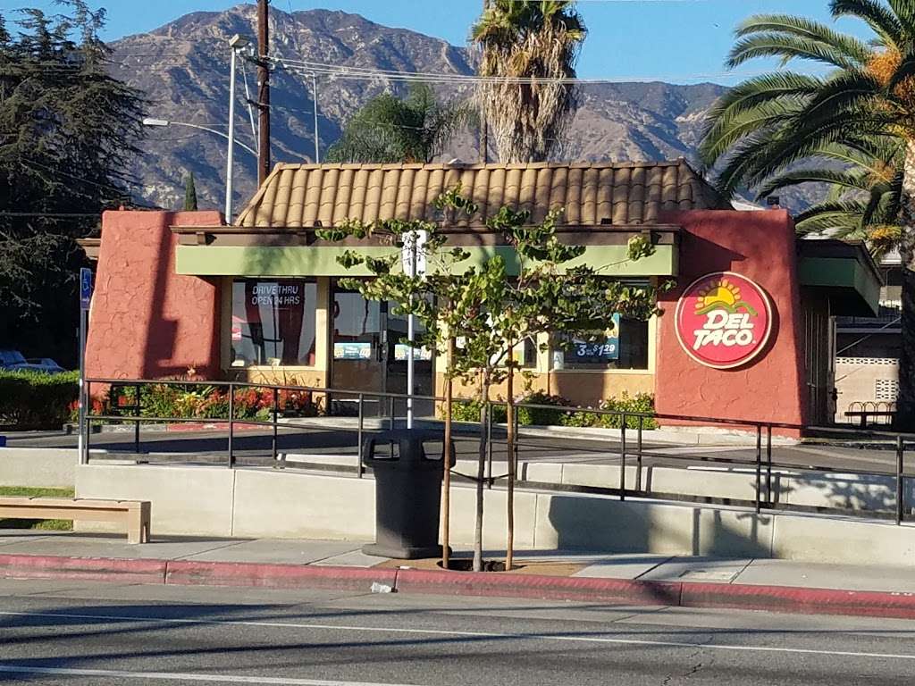 Del Taco | 6550 San Fernando Rd, Glendale, CA 91201, USA | Phone: (818) 956-1236