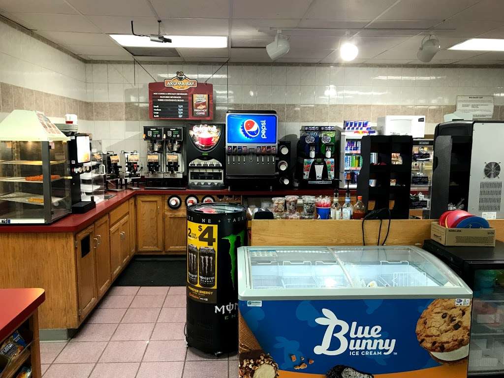 Country Stop Market & Gasoline | 9S595 State Route 47, Sugar Grove, IL 60554, USA | Phone: (630) 466-4699