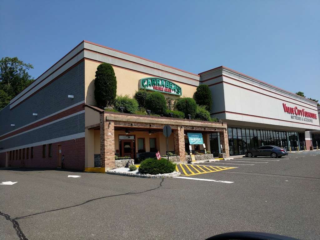 Carrabbas Italian Grill | 200 US Hwy Route 22 West, Green Brook Township, NJ 08812, USA | Phone: (732) 424-1200