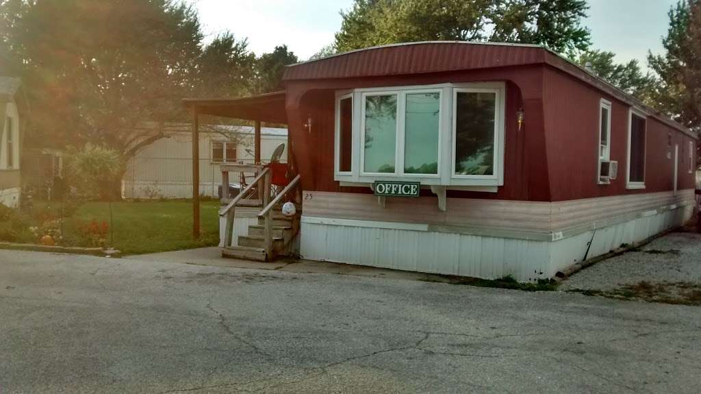 Carter Mobile Home Park | 808 E Lyons St, Swayzee, IN 46986, USA | Phone: (765) 259-3406
