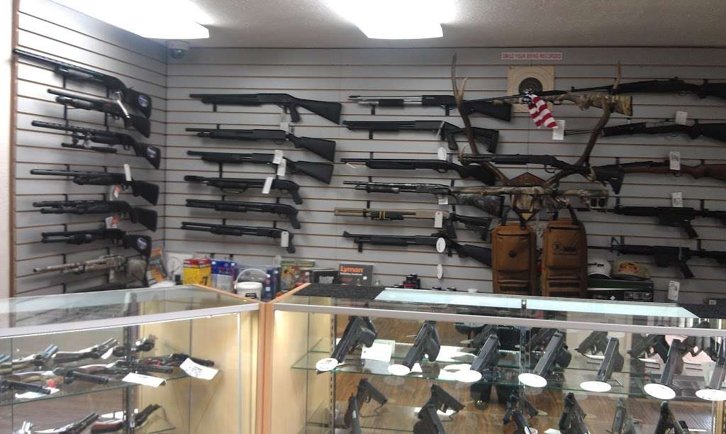 Route 66 Guns & Ammo | 1581 Main St A, Barstow, CA 92311, USA | Phone: (760) 979-2038