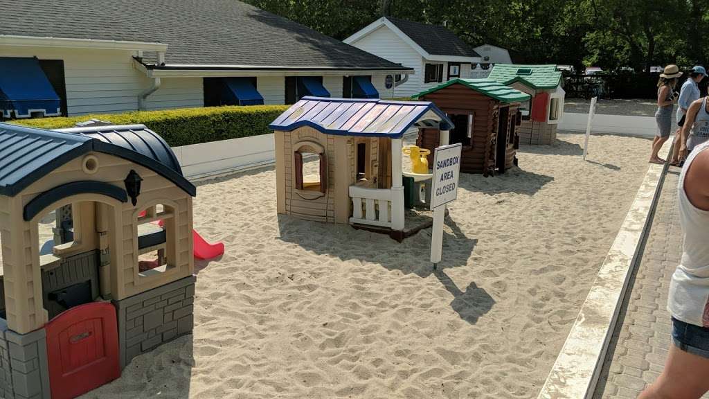 Silton Swim School in 1701 Atlantic Ave, Manasquan, NJ 08736, USA