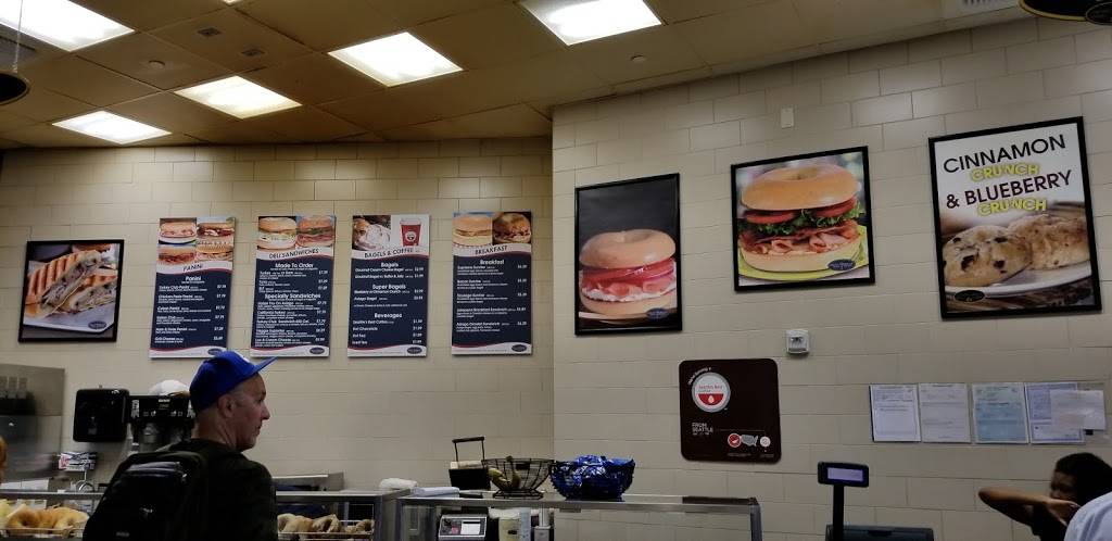 The Great American Bagel | 5900 Messer Airport Hwy, Birmingham, AL 35212, USA | Phone: (205) 592-4362