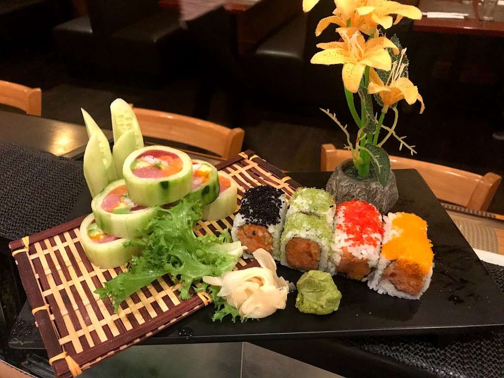 Sakana sushi | Monroe, CT 06468 | Phone: (203) 452-8220