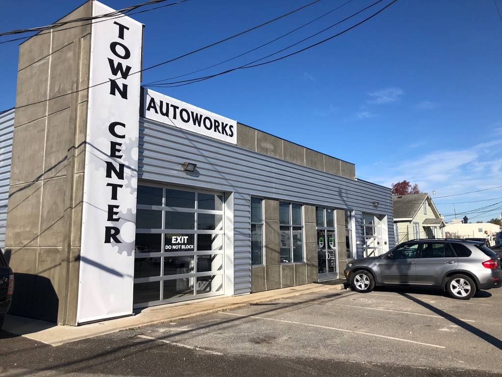 Town Center AutoWorks | 207 Pennsylvania Ave, Virginia Beach, VA 23462 | Phone: (757) 499-4529