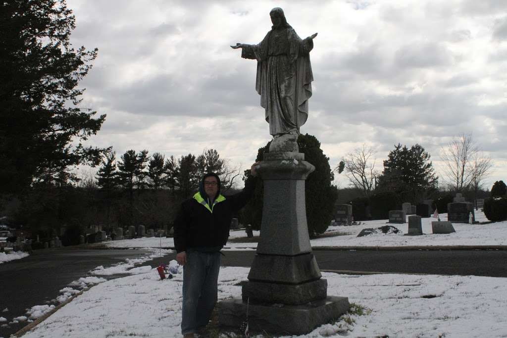 Mt Olivet Cemetery | 100 Chapel Hill Rd, Red Bank, NJ 07701, USA | Phone: (732) 741-5516