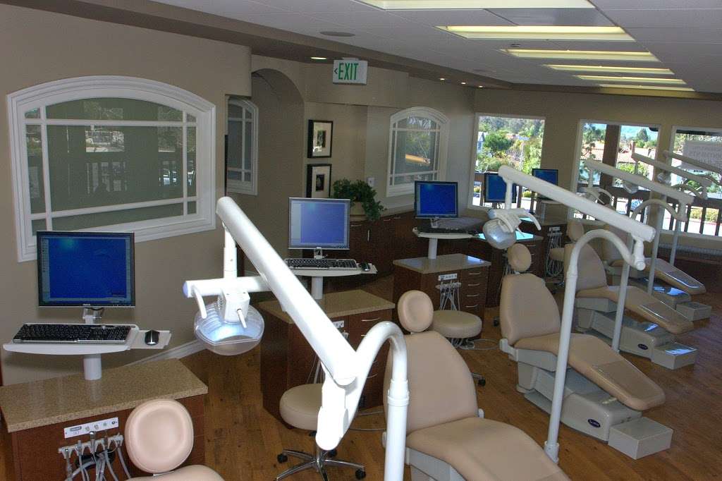 Eli Orthodontics | 21791 Lake Forest Dr Suite 204, Lake Forest, CA 92630, USA | Phone: (949) 855-8480