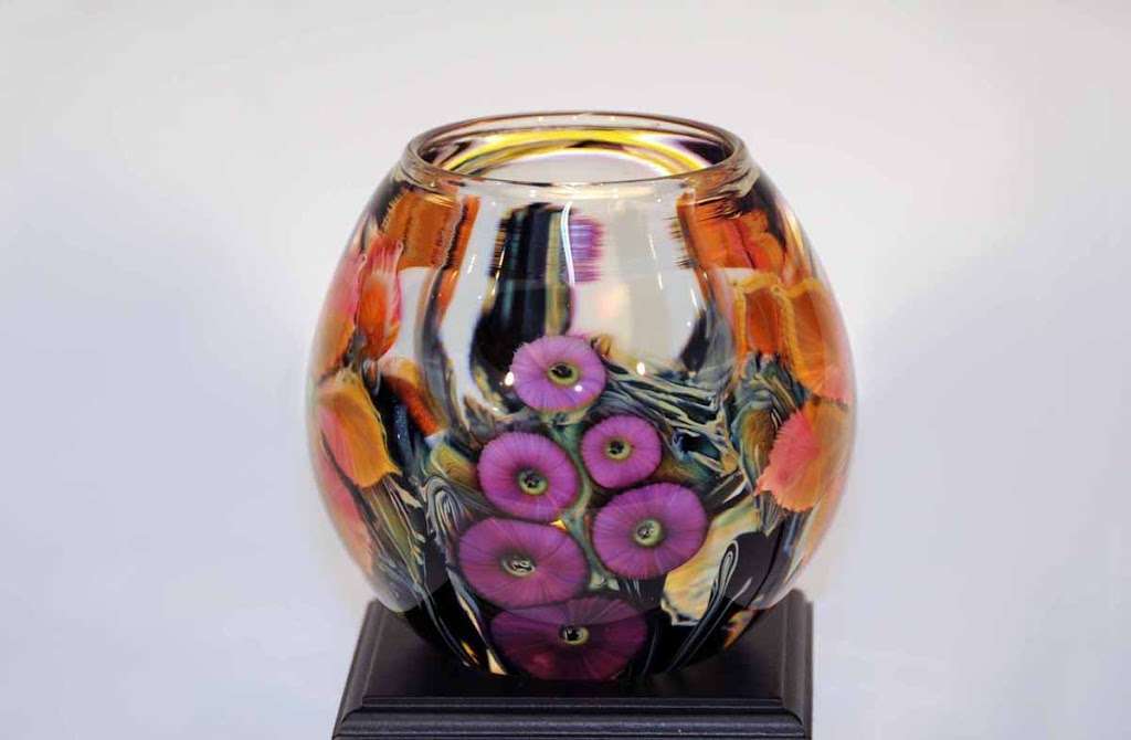 Lotton Art Glass Gallery & Studios | 24760 S Country Ln, Crete, IL 60417, USA | Phone: (708) 672-1400