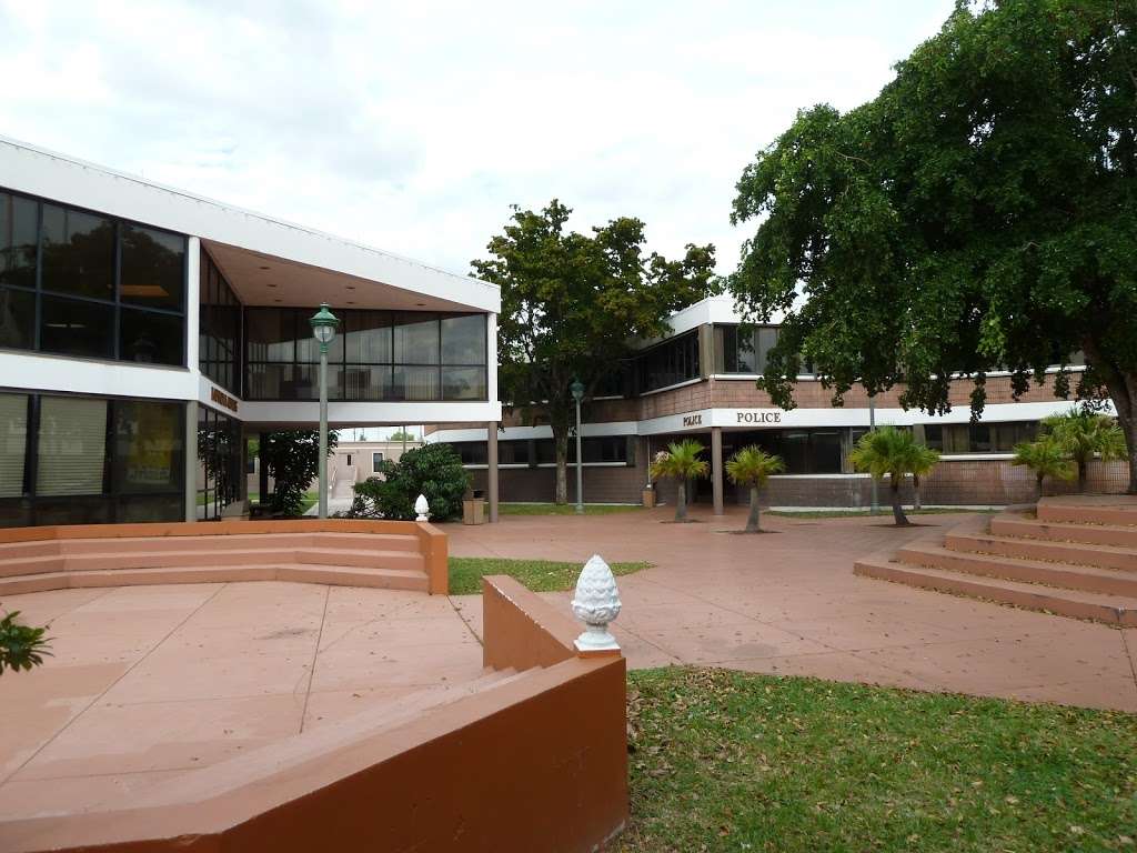 Riviera Beach Police Department | 600 W Blue Heron Blvd, Riviera Beach, FL 33404, USA | Phone: (561) 845-4123