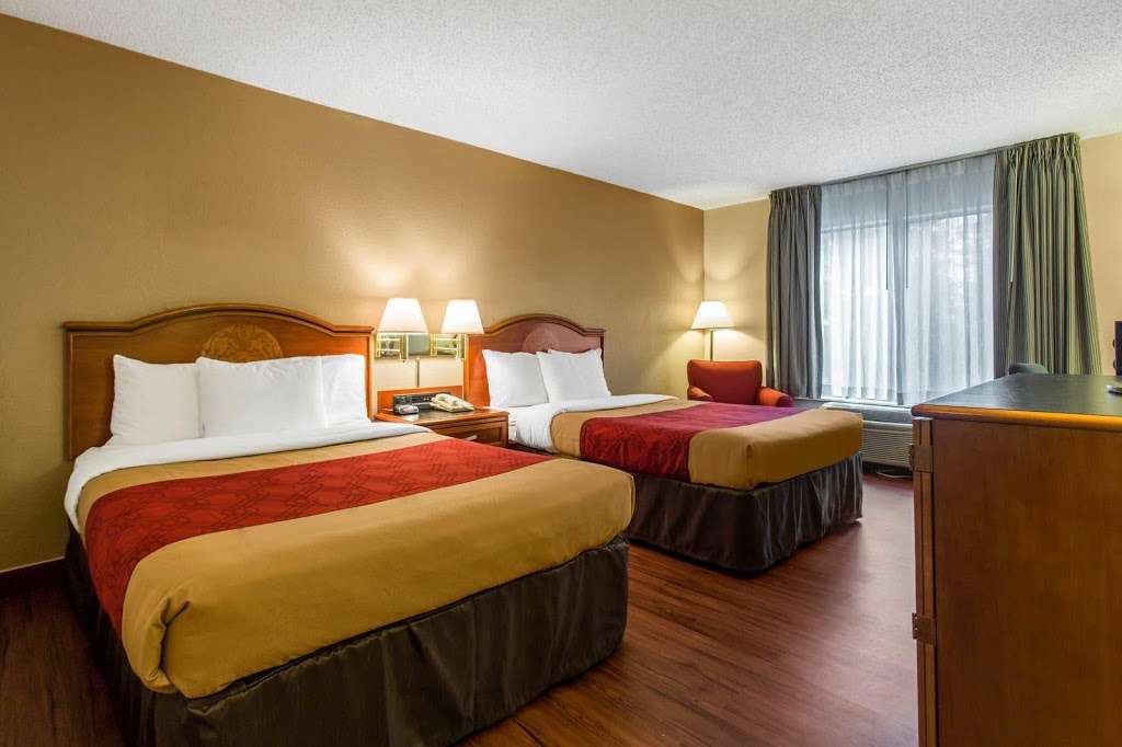 Econo Lodge Inn & Suites Airport | 3415 Queen City Dr, Charlotte, NC 28208, USA | Phone: (704) 392-0600