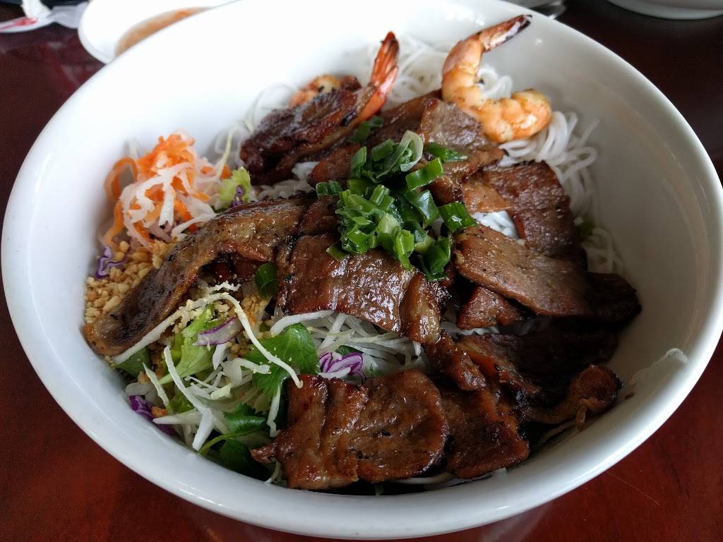 Pho Bay | 3933 N Central Expy #100, Plano, TX 75023, USA | Phone: (972) 422-5152