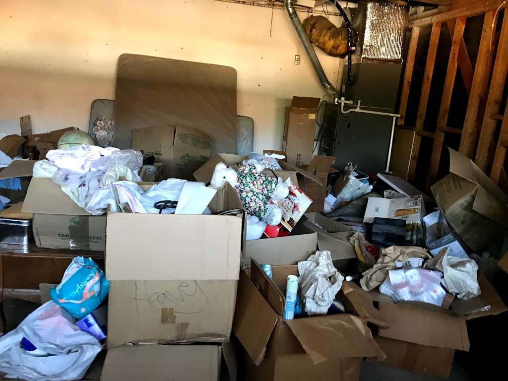 Socal Junk Removal & Cleanup | 4076 Valle Vista Dr, Chino Hills, CA 91709, USA | Phone: (909) 536-8741