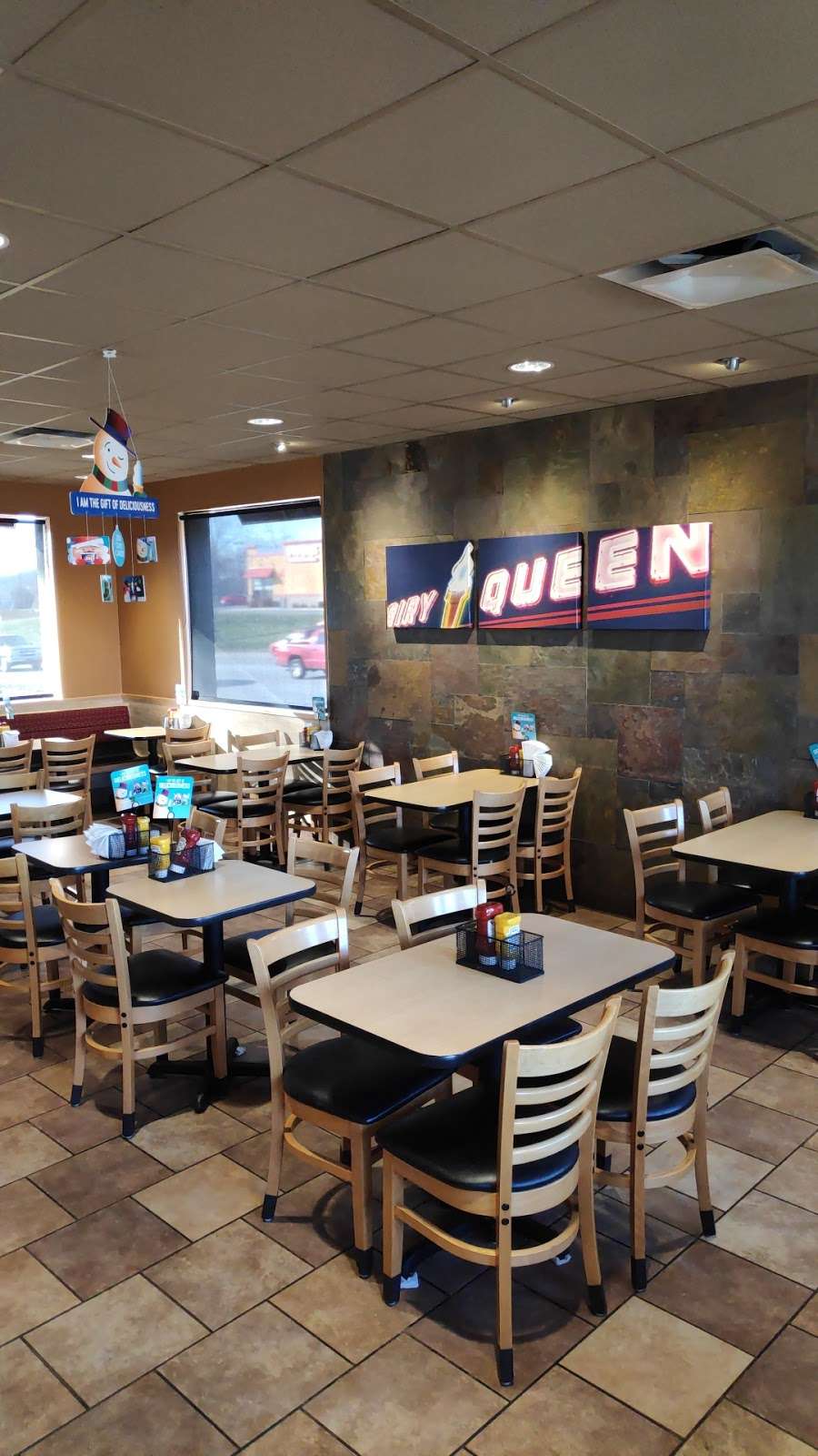 Dairy Queen Grill & Chill | 402 N Main St, Lansing, KS 66043, USA | Phone: (913) 250-1005