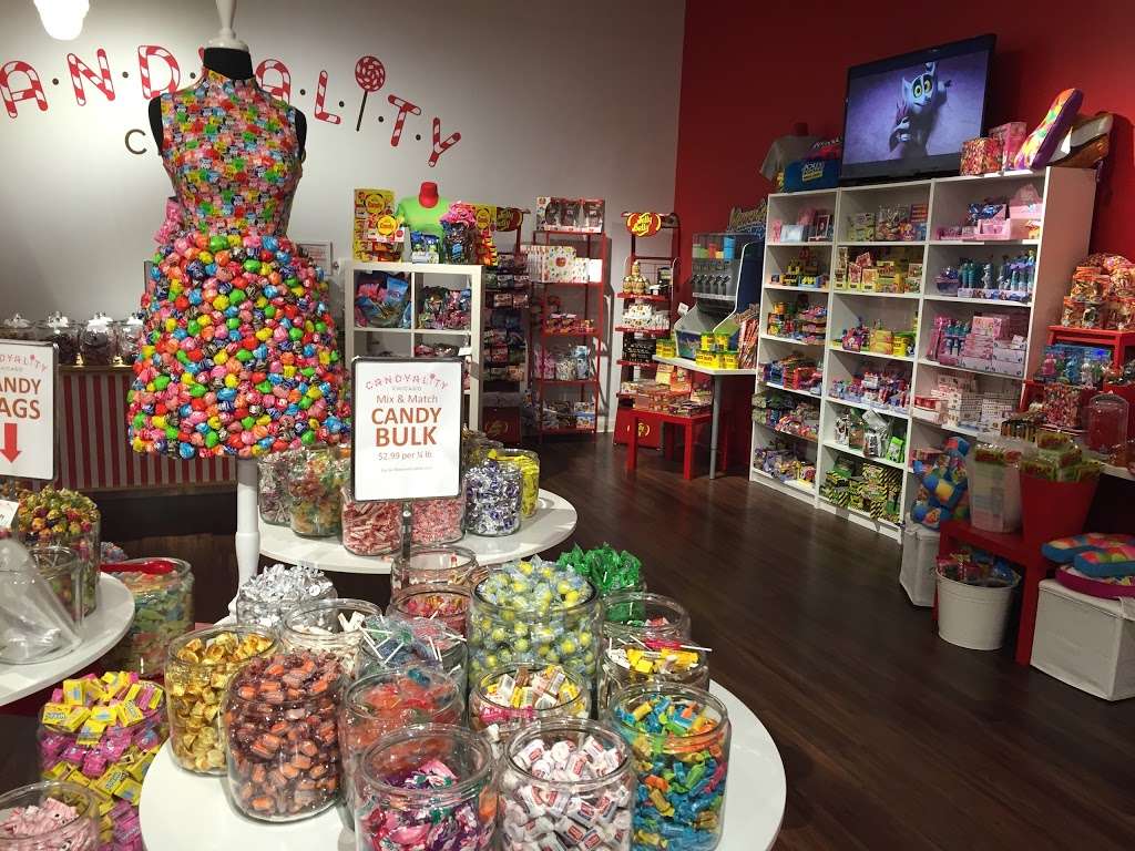 Candyality | 835 N Michigan Ave, Chicago, IL 60611, USA | Phone: (312) 867-5500