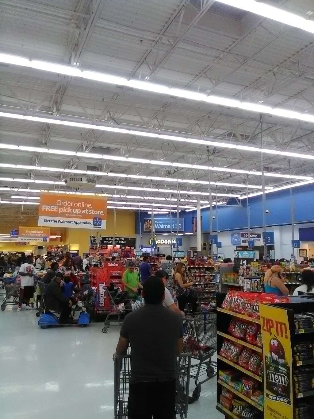 Walmart Supercenter | 1521 N Cockrell Hill Rd, Dallas, TX 75211, USA | Phone: (214) 330-7249